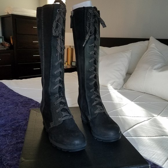 COPY - NIB Sorel Joan of Arctic II tall boots bla…